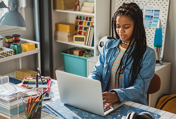 The Canvio Basics Portable Hard Drive strikes a balance between convenience and capacity and with the Canvio Ready that offers a sleek design and easy setup.